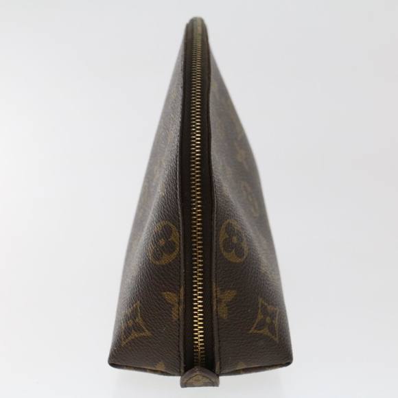 LOUIS VUITTON Monogram Trousse Demi Ronde Cosmetic Pouch M47520 LV Auth 49355 - Picture 4 of 16